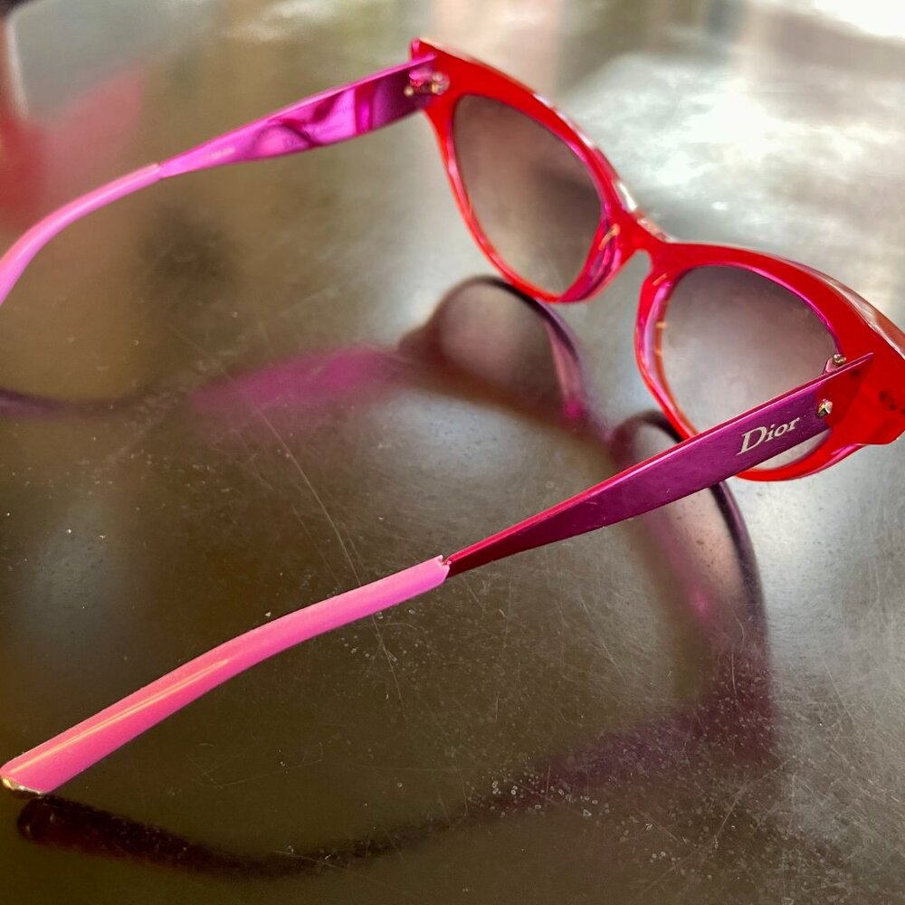 Christian Dior Cat Eyes Pink and Orange Meow! - Picture 6 of 11